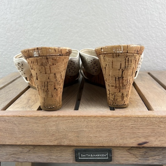 Dana Buchman Leather Perforated Wedge Cork Heel Sandals White Size 9.5 - Picture 8 of 11